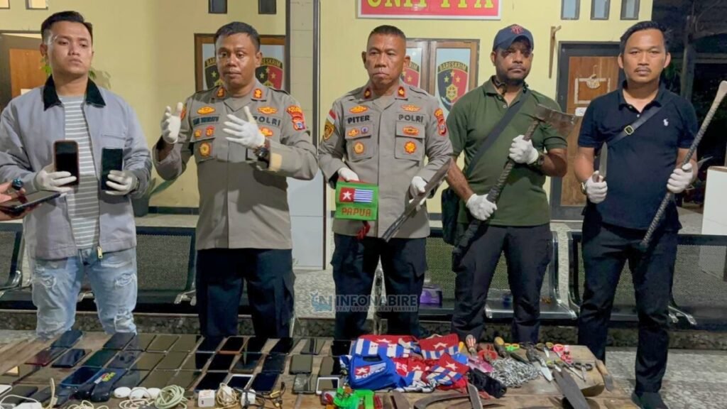 Kapolres Nabire imbau warga beri informasi
