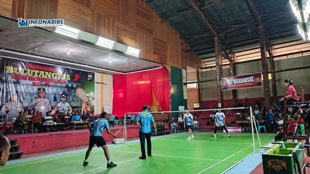 Kapolda Papua Tengah Sabet Juara 1 di Final Bulutangkis HUT Bhayangkara ke-79