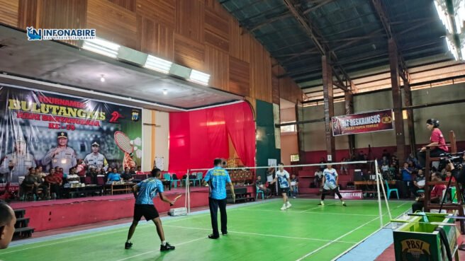 Kapolda Papua Tengah Sabet Juara 1 di Final Bulutangkis HUT Bhayangkara ke-79