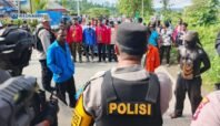 Ratusan Massa Berkumpul di Perempatan Wadio, Kapolres Nabire Imbau Tak Long March