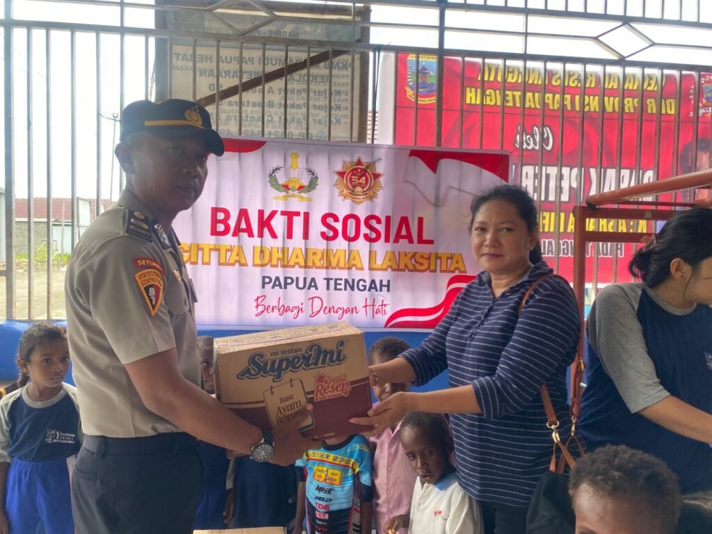 Siswa SIP Angkatan 54 Gelombang 2 Asal Polda Papua Tengah Gelar Bakti Sosial di Nabire