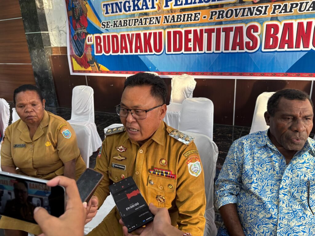 Pemda Nabire Dorong Pelajar Cintai Budaya Papua Lewat Tari Yospan