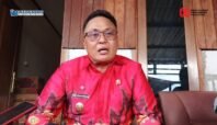 Wabup Nabire Turun Langsung Bantu Korban Kebakaran di Smoker