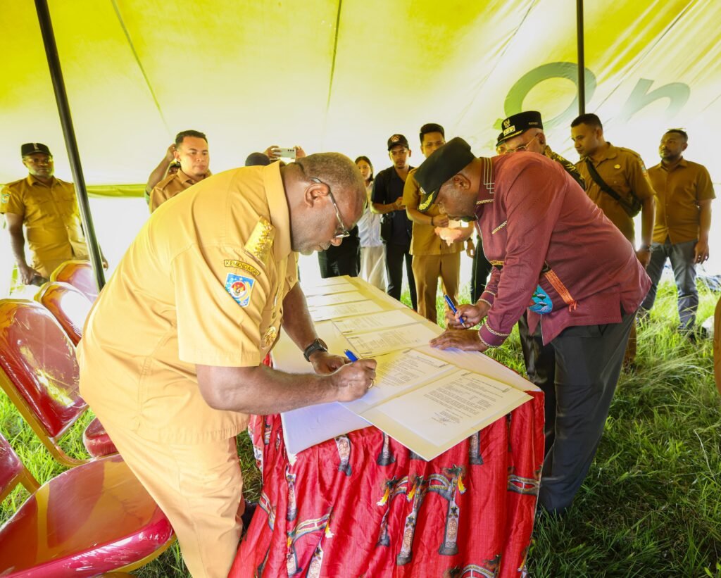 Pemprov Papua Tengah Salurkan Tenda Bantuan untuk Nabire, Intan Jaya, dan Puncak