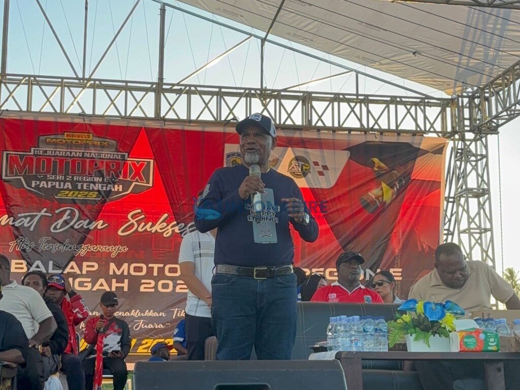 Kejurnas Motoprix Seri 2 Papua Tengah Resmi Ditutup, Wagub Deinas Geley Angkat Topi untuk Pembalap dan Mekanik