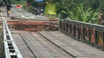 Jembatan Siriwini Rusak Tak Kunjung Diperbaiki, Warga Minta Pemerintah Cari Solusi: Kasihan Anak-anak Sekolah Harus Putar Jauh
