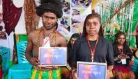 Pelajar Puncak Jaya Ungkap Rasa Syukur Usai Terima Doorprize Redmi Pad 2 di Festival Budaya