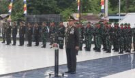 Korem 173/PVB Ziarah di TMP Bahagia Peringati HUT TNI