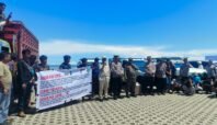 Asosiasi Driver Logistik Papua Tengah Gelar Aksi Damai di Pantai Nabire