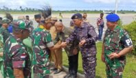 Danlanal Nabire Sambut Pangdam XVII/Cenderawasih di Bandara Douw Aturure