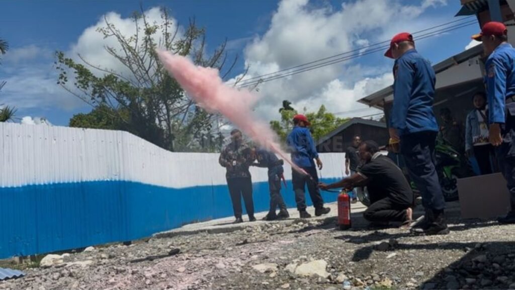 SPPG Dapur Mama Kita Yayasan Anak Papua Tengah Hebat di Siriwini Jadi Lokasi Pertama Sosialisasi Kebencanaan