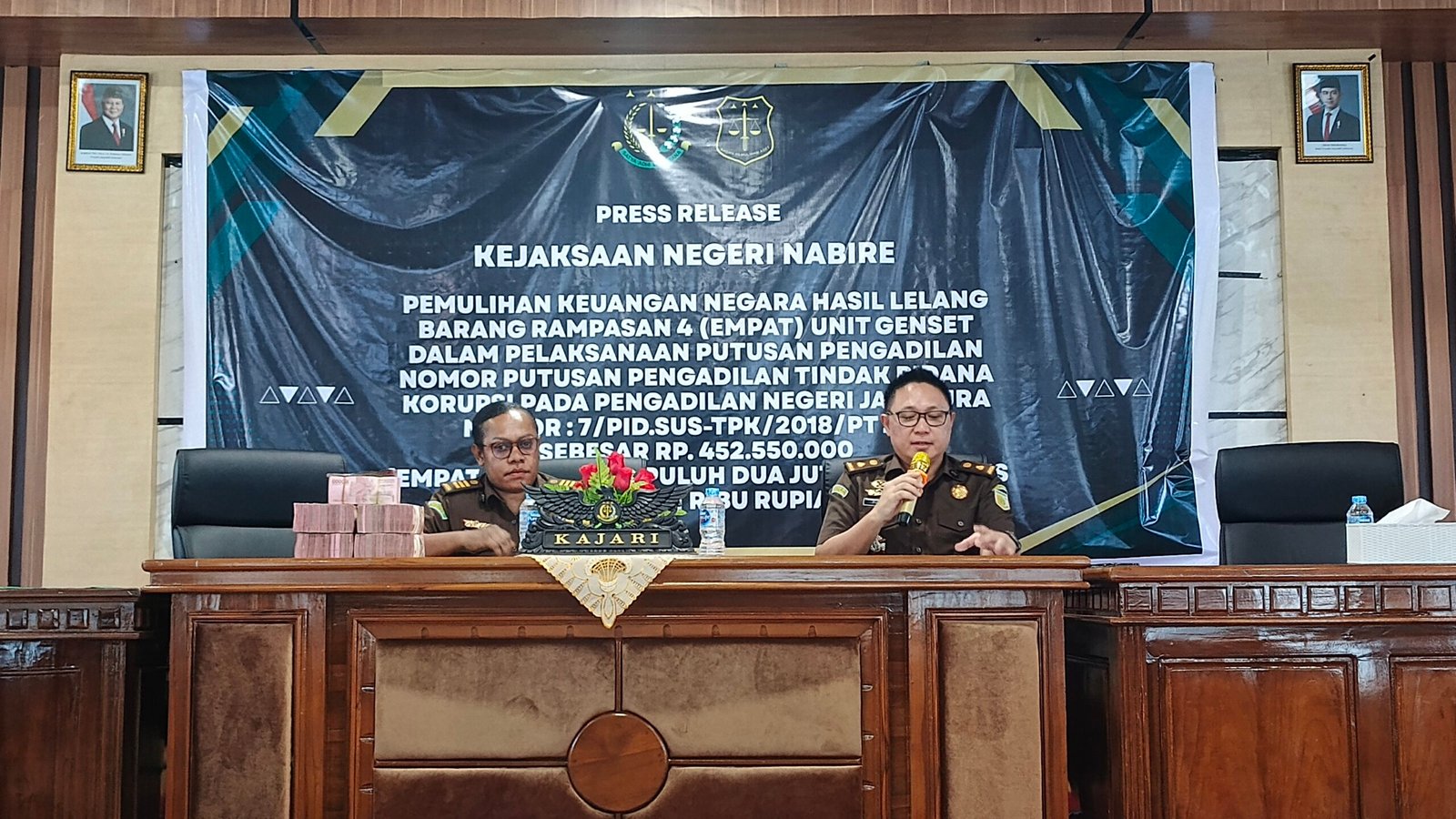 Kejari Nabire Pulihkan Kerugian Negara Lewat Lelang Barang Rampasan Korupsi Senilai Rp452 Juta