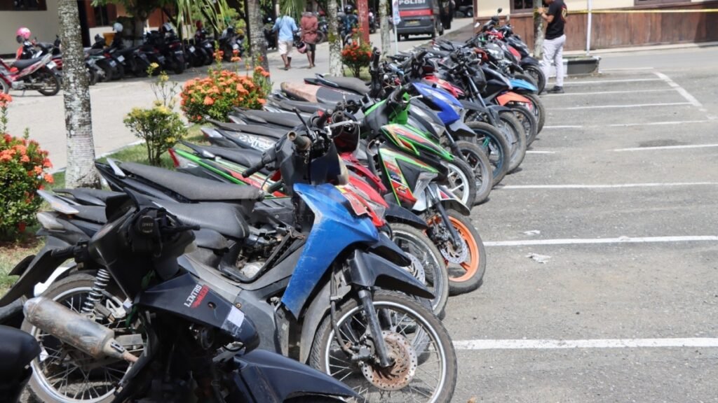 Polres Nabire Gelar 51 Kendaraan Temuan, Kapolres Ajak Warga Cek dan Ambil Tanpa Dipungut Biaya