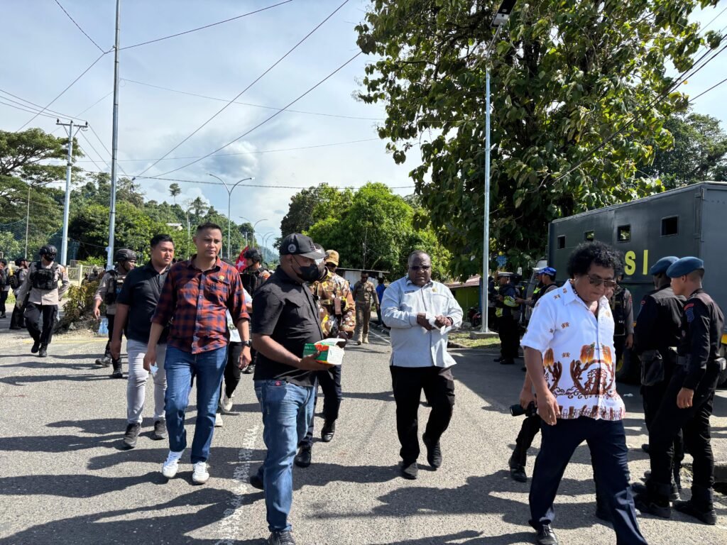FRP, Mahasiswa dan Pelajar Duduki Kantor DPRP Papua Tengah Saat Peringati Hari HAM