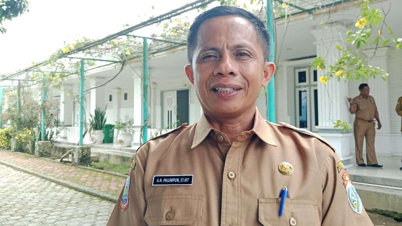 Truk Sampah yang Jatuh ke Laut Dermaga Pelabuhan Samabusa Nabire Bukan Milik DLH, Ini Penjelasan Kadis