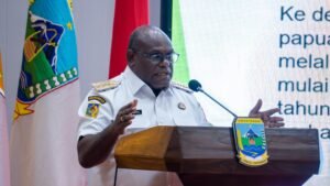 Pemprov Papua Tengah Kucurkan Rp22,9 Miliar Bantuan Pendidikan Jelang Natal 2025 dan Tahun Baru 2026