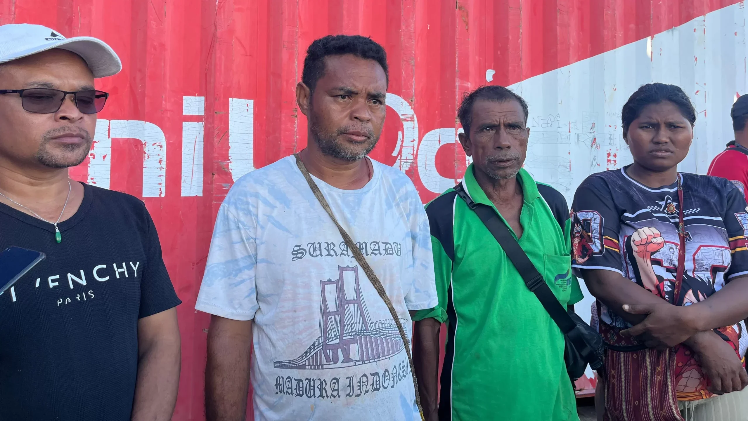 Keluarga Korban Truk Jatuh ke Laut di Pelabuhan Samabusa Mohon Doa agar Anak 5 Tahun Ditemukan