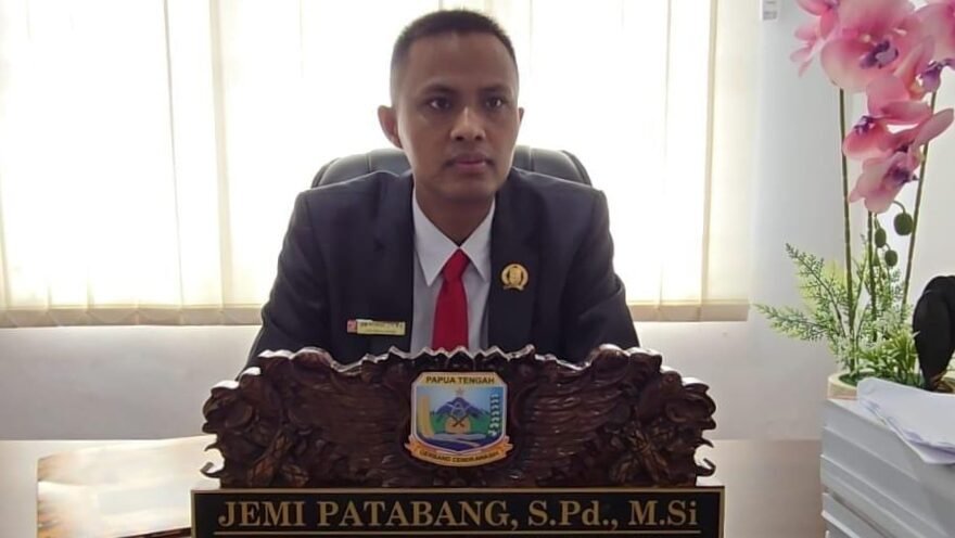 Anggota DPRP Papua Tengah Apresiasi PLN UP3 Nabire Jaga Listrik Tetap Menyala Jelang Natal dan Tahun Baru