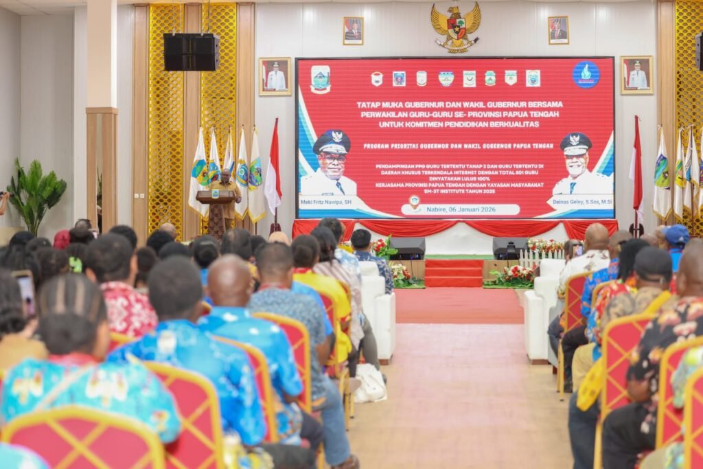 Gubernur Papua Tengah Tatap Muka Guru se-Provinsi, Perkuat Komitmen Pendidikan Berkualitas