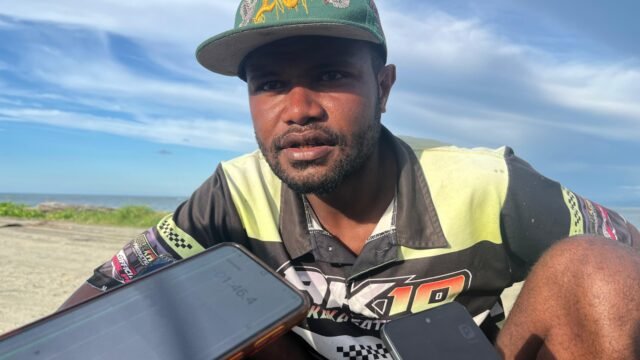 Tanpa Alat, Putra Papua Ini Berenang 100 Meter Selamatkan Penumpang Pesawat Smart Air PK-SNS