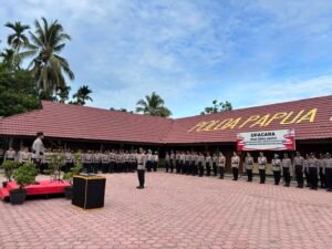Polda Papua Tengah Lakukan Sertijab Karo Ops dan Dirlantas serta Pengukuhan Kabidpropam, Ini Pesan Kapolda