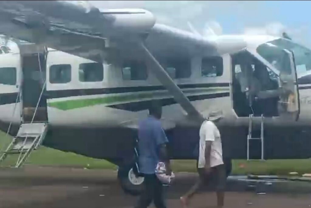 Yoakim Mujizau: Pilot, Tenaga Kesehatan, Guru dan Warga Sipil Lainnya Bukan Sasaran Konflik