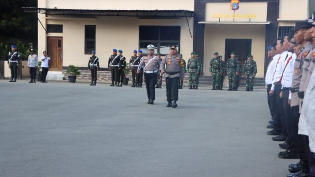 Polda dan Polres Nabire Gelar Apel Pasukan Operasi Keselamatan Noken 2026