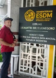 Kabar Baik untuk Warga, Wakil Ketua I DPRK Nabire Imanuel Rumbewas Dorong 28 Kampung Segera Dialiri Listrik