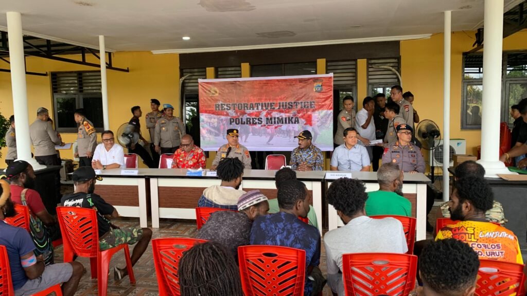 Kapolda Papua Tengah Bebaskan 11 Tersangka Konflik Kwamki Narama