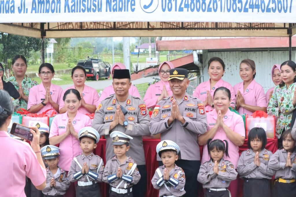 Polres Nabire dan Bhayangkari Tebar Berkah Ramadan, Anak-anak TK Kemala Bhayangkari Ikut Bagikan Takjil