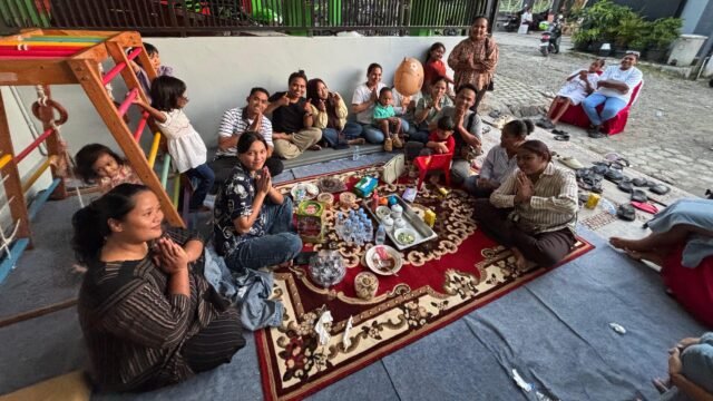 SPPG Siriwini 002 “Dapur Mama Kita” Gelar Halal Bihalal di Nabire