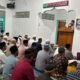jamaah mendengarkan khutbah sholat id 1447 h masjid al anshor sanoba nabire