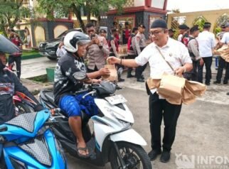 200 Paket Takjil Dibagikan Polda Papua Tengah di Nabire