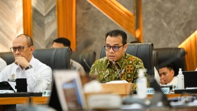 Wamen Nezar: Komdigi Perkuat Patroli Siber untuk Tangkal Hoaks Mudik Gratis