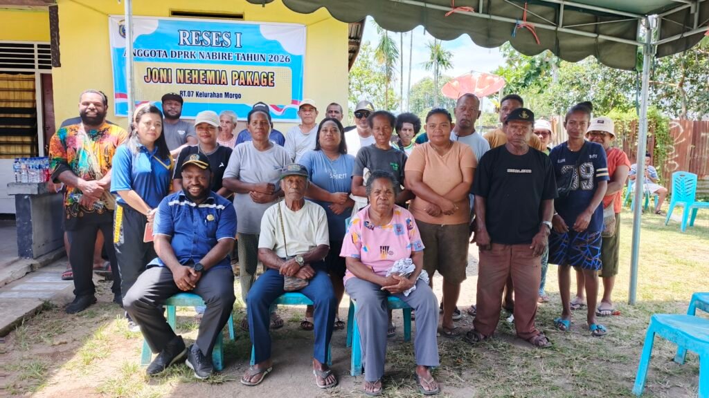 Wakil Ketua II DPRK Nabire Jhonny Nehemia Pakage Reses di Morgo, Serap Aspirasi Warga