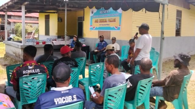 Wakil Ketua II DPRK Nabire Jhonny Nehemia Pakage Reses di Morgo, Serap Aspirasi Warga