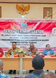 Pejabat OPD dan 10 Kepala Distrik di Nabire Disertijabkan, Ini Pesan Wabup