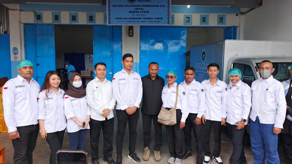 Komisi XIII DPR RI Monitoring Dapur MBG, Yan Mandenas Tekankan Prioritas Pangan dan Tenaga Kerja Lokal