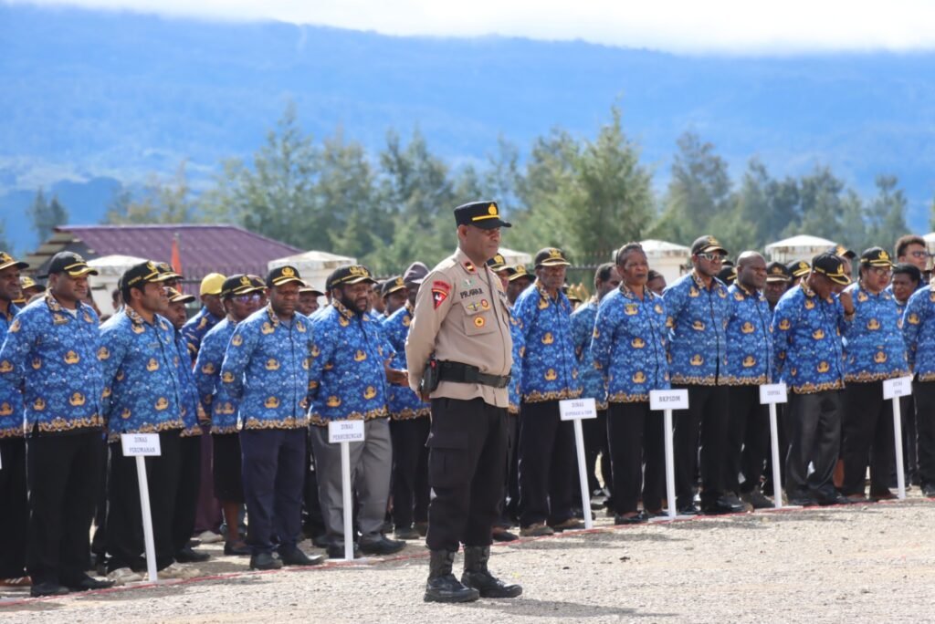 “Sinergi Untuk Paniai: ASN, TNI dan POLRI Bersatu Wujudkan Pelayanan dan Keamanan yang Humanis”