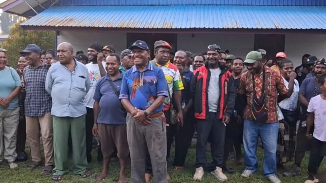Aksi Warga Dukung DOB Kabupaten Moni, Ratusan Orang Suarakan Aspirasi di Nabire Barat