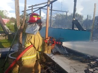 Asap Tebal Mengepul dari SMK Negeri 4 Nabire, Ternyata Penyebabnya Diduga Karena Ini