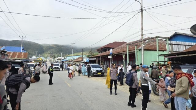 140 Personel Polres Paniai Disiagakan Amankan Sholat Idul Adha 1447 H, Ibadah Berlangsung Khidmat di 4 Lokasi