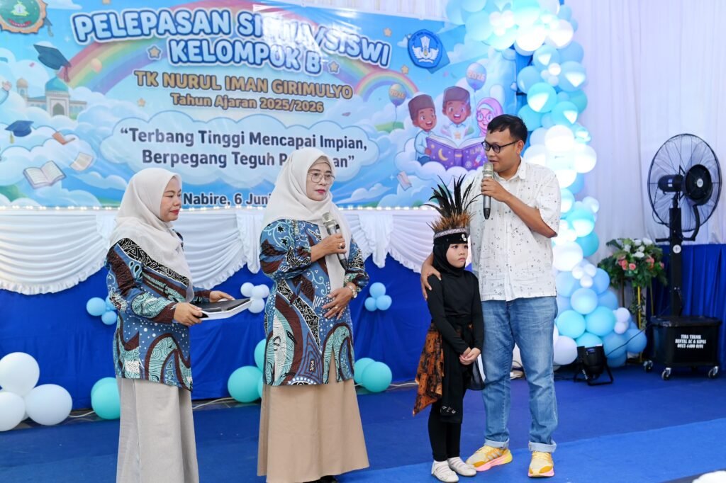 98 Siswa TK Nurul Iman Girimulyo Nabire Lulus 100 Persen, Pelepasan Penuh Haru dan Kebanggaan