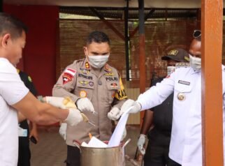Ganja dan Puluhan Botol Alkohol Dimusnahkan, Polres Paniai Tegaskan Tidak Ada Ruang bagi Narkoba