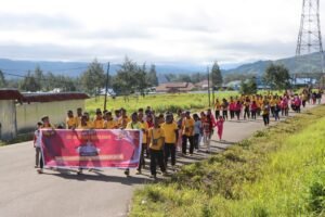 Jalan Sehat Meriahkan Hari Bhayangkara ke-80, Polres Paniai Siapkan Doorprize TV hingga Handphone