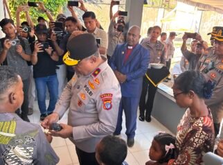 Jelang HUT Bhayangkara ke-80, Polres Nabire Bedah Rumah Warga hingga Jadi Hunian Layak