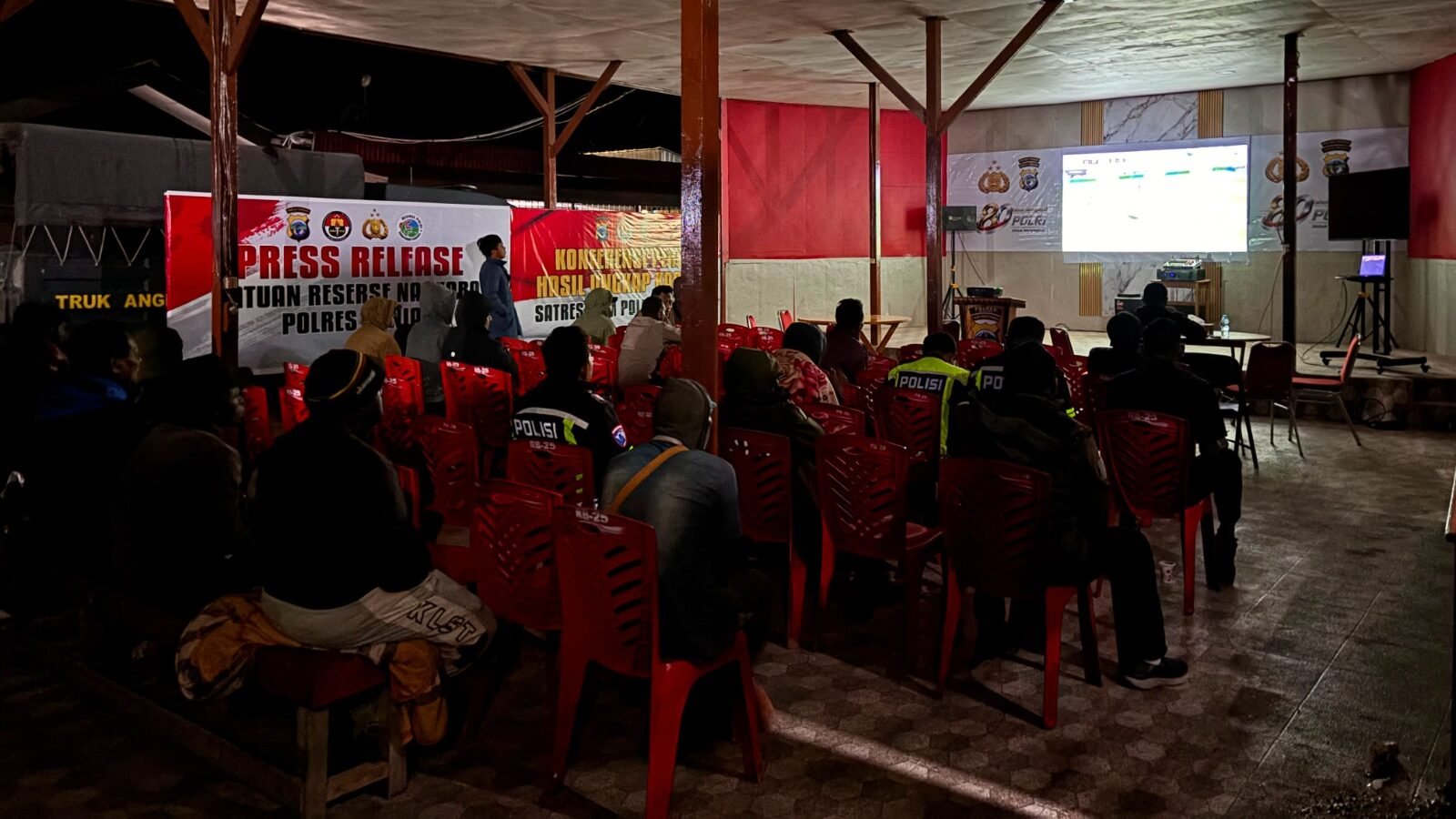Polres Paniai Gelar Nobar Final Piala Dunia 2026 Bersama Masyarakat, Pererat Kebersamaan dan Silaturahmi