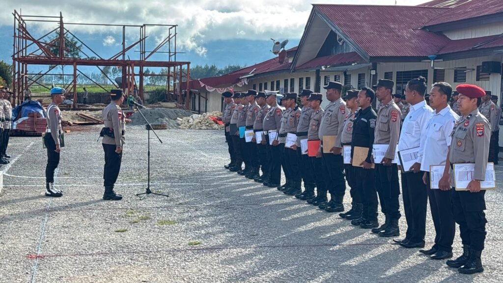Kapolres Paniai Pimpin Apel Jam Pimpinan, Tekankan Kesiapan Personel Sambut HUT Kemerdekaan RI