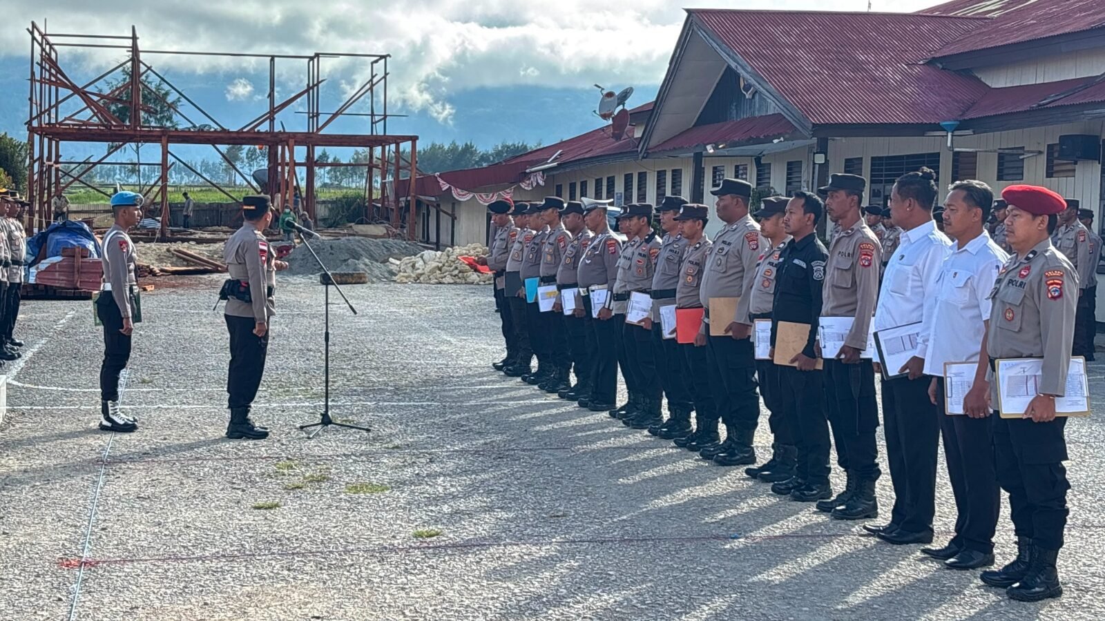 Kapolres Paniai Pimpin Apel Jam Pimpinan, Tekankan Kesiapan Personel Sambut HUT Kemerdekaan RI