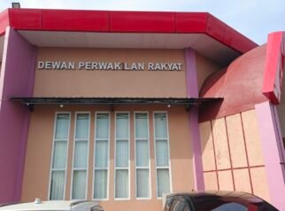 DPR Papua Tengah Gelar Pembukaan Rapat Paripurna Raperdasi Pertanggungjawaban APBD 2025, Tamu Mulai Berdatangan